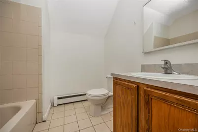 11 Holbrook Street, Bay Shore, NY 11706 - Photo 23
