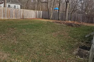 11 Holbrook St, Bay Shore, NY 11706 - Photo 9