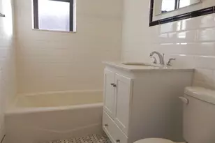 160 S Middle Neck Rd, Great Neck, NY 11021 - Photo 15