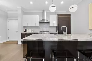 100 Garvies Point Rd, Glen Cove, NY 11542 - Photo 7