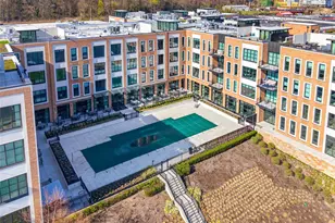 100 Garvies Point Rd, Glen Cove, NY 11542 - Photo 29