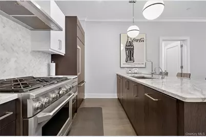 100 Garvies Point Road #1332, Glen Cove, NY 11542 - Photo 11