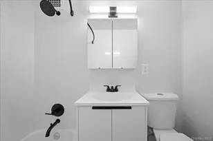 820 Boynton Ave, Bronx, NY 10473 - Photo 21