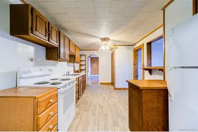 166 Brookside Farms, Newburgh, NY 12550 - Photo 11