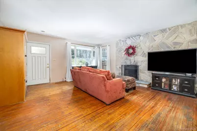 47 Elwood Road, Northport, NY 11768 - Photo 3