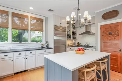 151 Church Avenue, Islip, NY 11751 - Photo 15