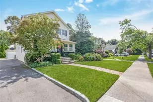 151 Church Ave, Islip, NY 11751 - Photo 7