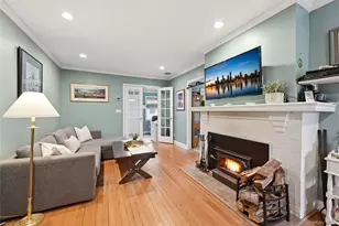 21 King St, Hampton Bays, NY 11946 - Photo 23