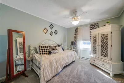 2 Dogwood Lane, Manorville, NY 11949 - Photo 21