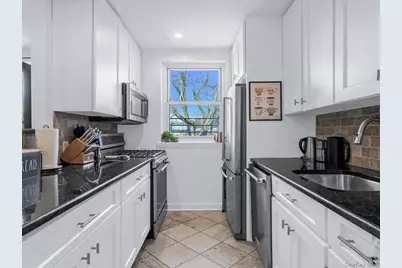 35-32 205th Street #279, Bayside, NY 11361 - Photo 5