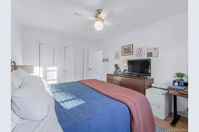 35-32 205th Street #279, Bayside, NY 11361 - Photo 9