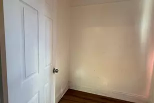 849 E 221st St, Bronx, NY 10467 - Photo 13