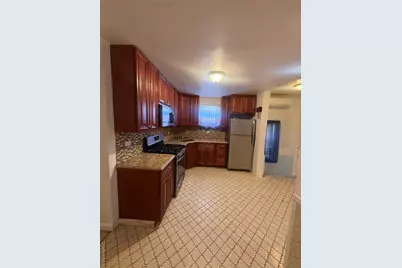 849 E 221st Street, Bronx, NY 10467 - Photo 3