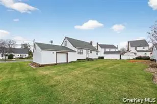 400 Foch Blvd, Mineola, NY 11501 - Photo 3