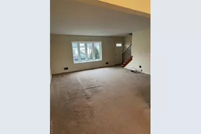 400 Foch Boulevard, Mineola, NY 11501 - Photo 7