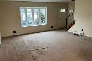 400 Foch Blvd, Mineola, NY 11501 - Photo 7