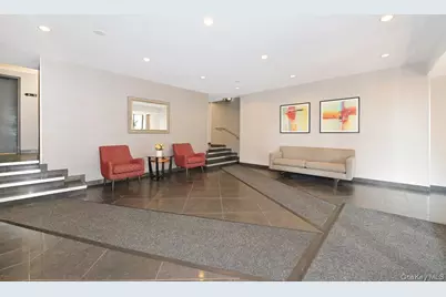 4 Birchwood Court #1O, Mineola, NY 11501 - Photo 13