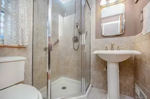 15 Elaine Pl, Plainview, NY 11803 - Photo 19