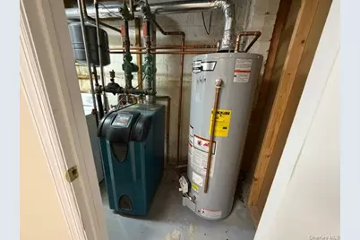 207 Morsemere Avenue, Yonkers, NY 10703 - Photo 23