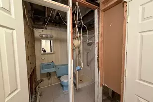 207 Morsemere Ave, Yonkers, NY 10703 - Photo 17