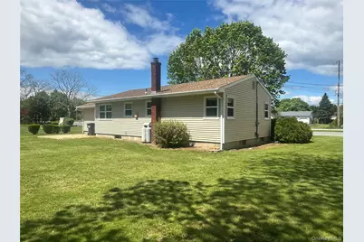 16400 County Road 48, Cutchogue, NY 11935 - Photo 19