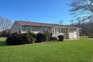 16400 County Rd 48, Cutchogue, NY 11935 - Photo 3