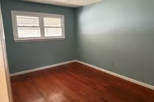 148-42 231st St, Springfield Gardens, NY 11413 - Photo 9