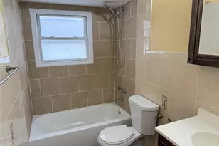 148-42 231st St, Springfield Gardens, NY 11413 - Photo 3