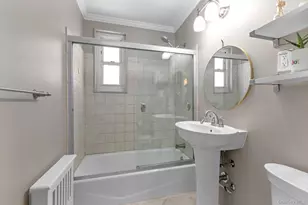 60-22 251st St, Little Neck, NY 11362 - Photo 11