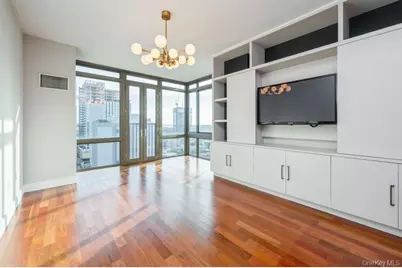 175 Huguenot Street #1605, New Rochelle, NY 10801 - Photo 1
