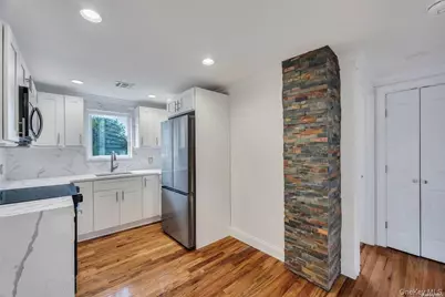 177 Waverly Avenue #Second Floor, Patchogue, NY 11772 - Photo 7