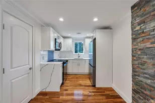 177 Waverly Ave, Patchogue, NY 11772 - Photo 9