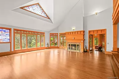 99 Moseman Avenue, Katonah, NY 10536 - Photo 15