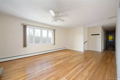 137 Simone Drive, Poughkeepsie, NY 12603 - Photo 7