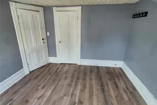 235 Downs St, Kingston, NY 12401 - Photo 9