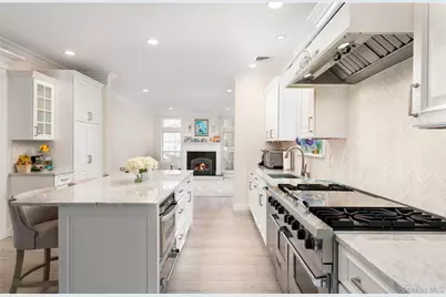 7 Framingham Lane, Shoreham, NY 11786 - Photo 7