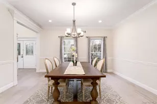 7 Framingham Ln, Shoreham, NY 11786 - Photo 15