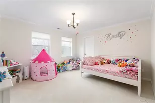 7 Framingham Ln, Shoreham, NY 11786 - Photo 27