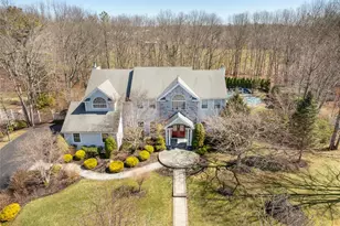 7 Framingham Ln, Shoreham, NY 11786 - Photo 33