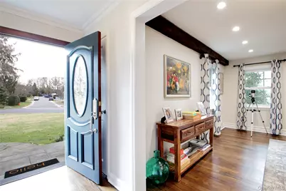 109 Country Club Drive, Port Washington, NY 11050 - Photo 3