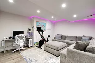 109 Country Club Dr, Port Washington, NY 11050 - Photo 29