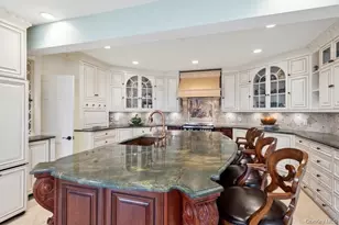 13 Seatuck Ln, Remsenburg, NY 11960 - Photo 9