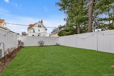 87-49 110th Street, Richmond Hill, NY 11418 - Photo 17