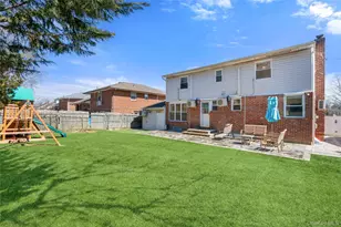 25 Leonard Rd, Syosset, NY 11791 - Photo 29