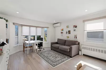 25 Leonard Road, Syosset, NY 11791 - Photo 15