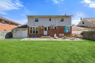 25 Leonard Rd, Syosset, NY 11791 - Photo 31