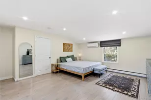 25 Leonard Rd, Syosset, NY 11791 - Photo 17