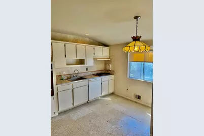 20 Catherine Drive, Selden, NY 11784 - Photo 7