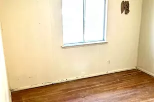 20 Catherine Dr, Selden, NY 11784 - Photo 9