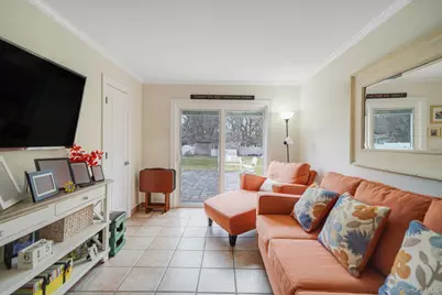 5 Donna Court, Selden, NY 11784 - Photo 9